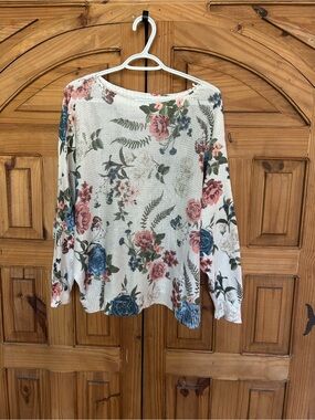 LUISA RICCI Floral Batwing Knit Top